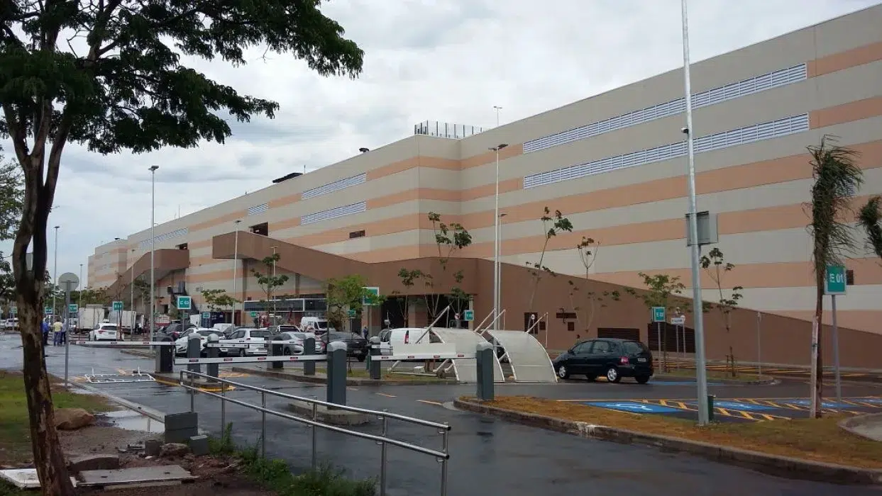 Shopping Metro Itaquera